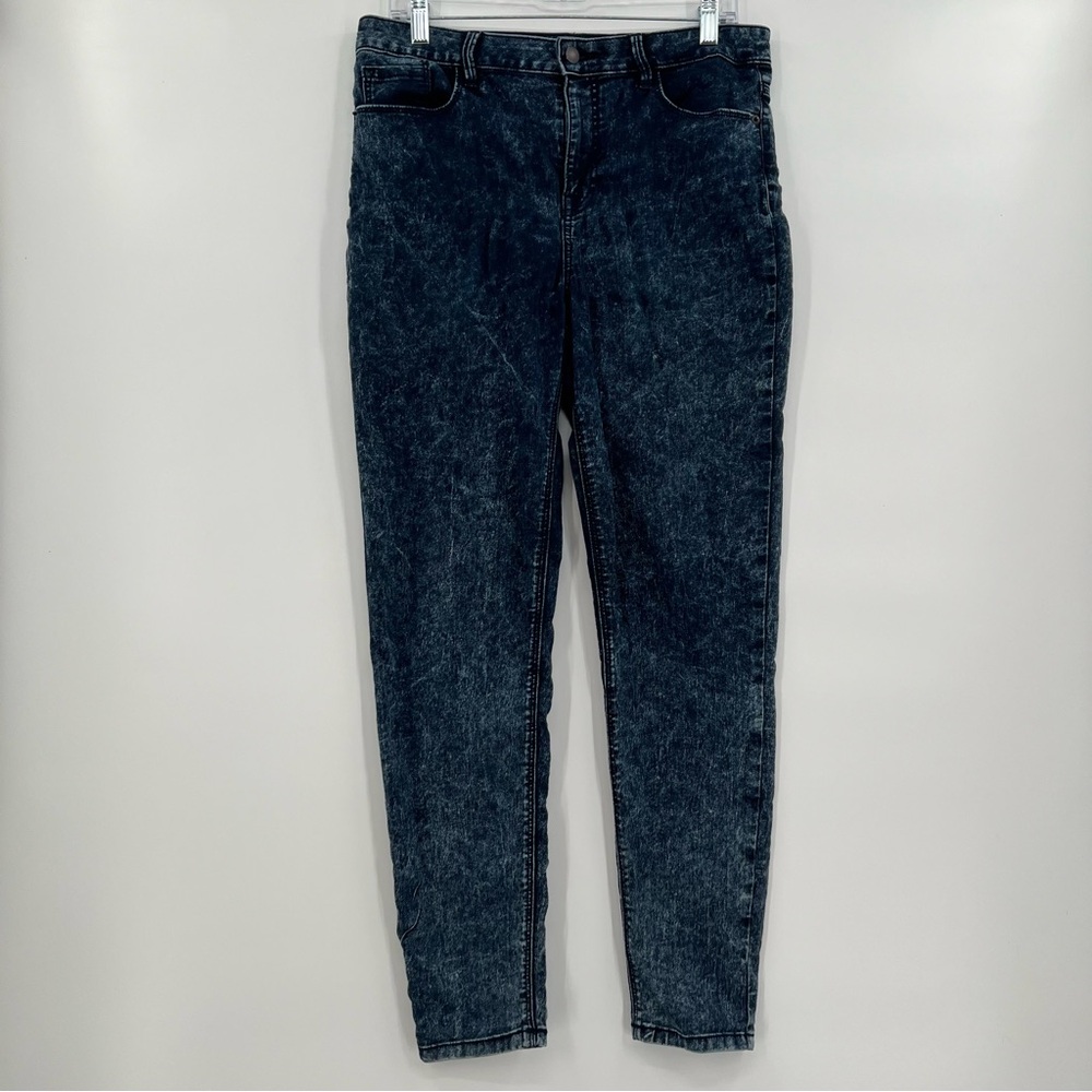 Size 31  Forever 21 Jeans